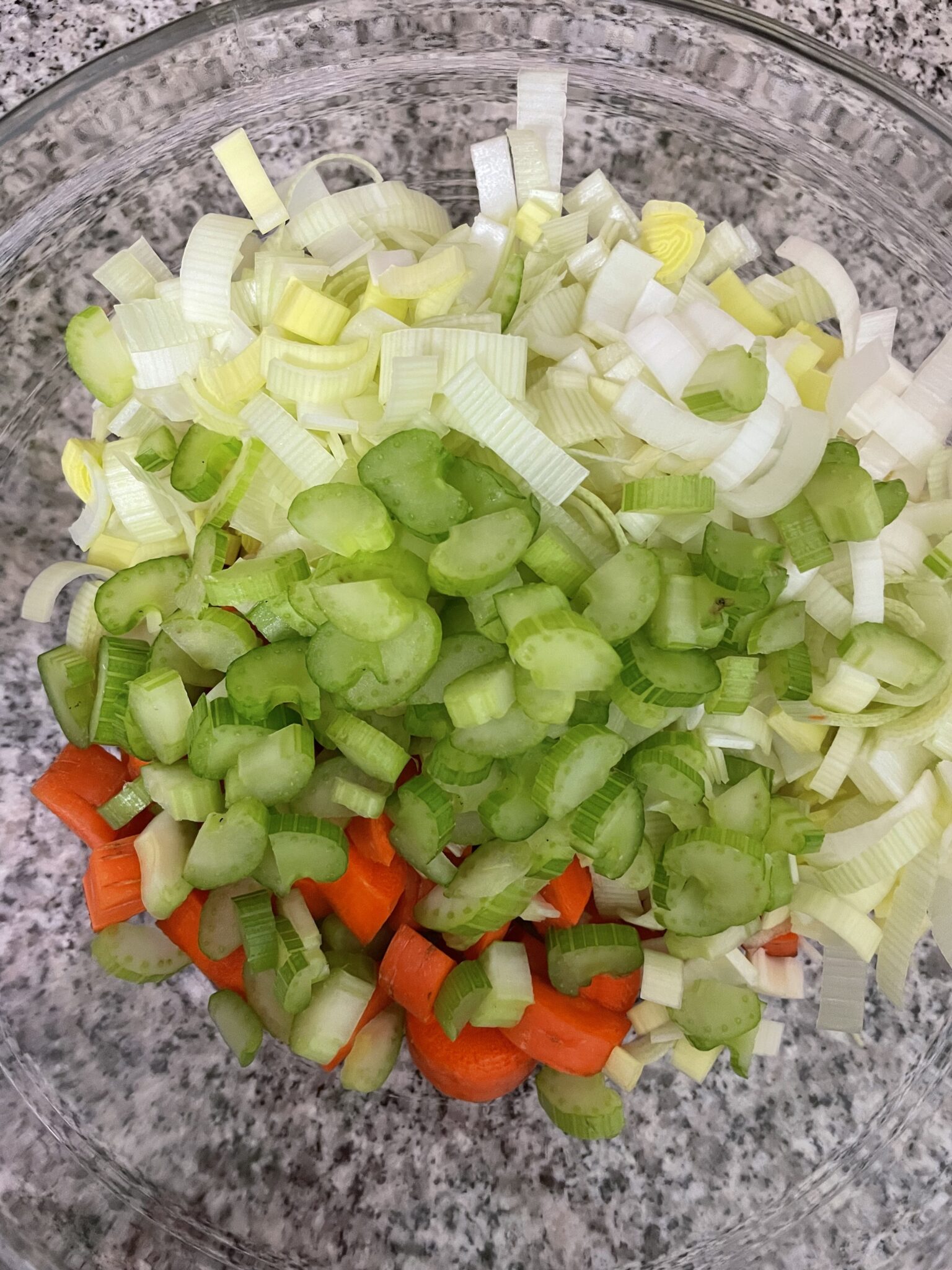 lemony-garlicky-chicken-soup-recipe-wonderland